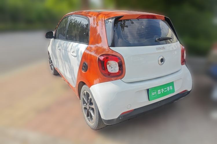Used smart forfour 2016 1.0L 52 kW Passion Edition Rear Left 45 Deg
