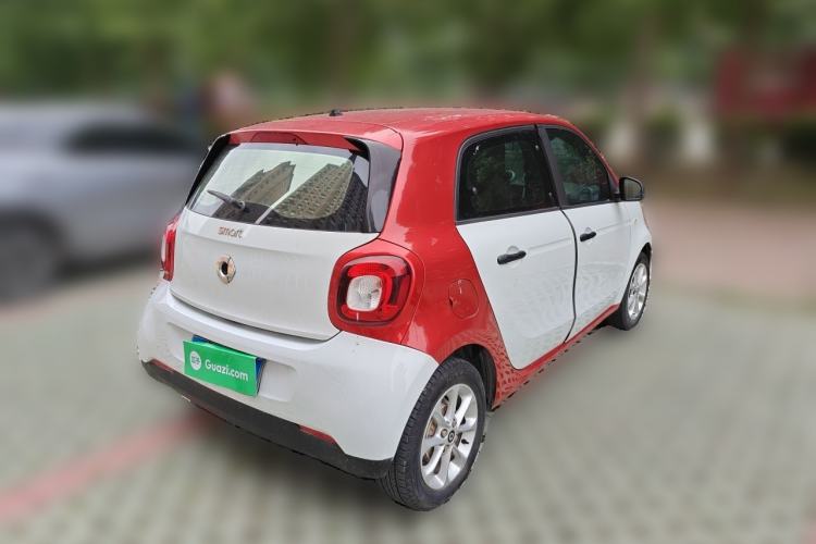 Used smart forfour 2016 1.0L 52 kW Dynamic Edition Rear Right 45 Deg