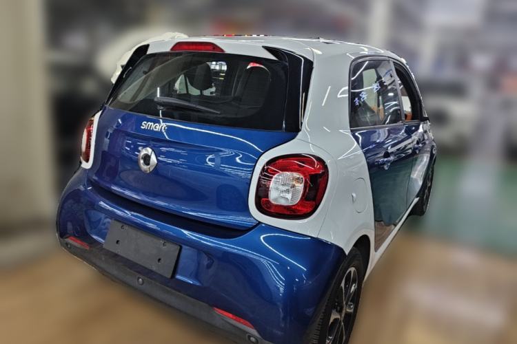 Used smart forfour 2016 1.0L 52 kW Passion Edition Rear Right 45 Deg