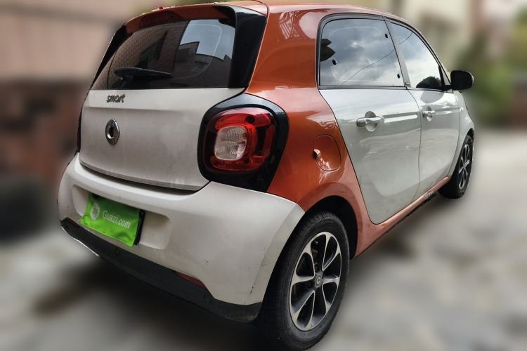 Used smart forfour 2016 1.0L 52 kW Passion Edition Rear Right 45 Deg