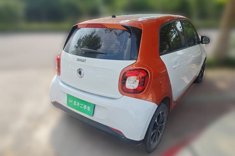Used smart forfour 2016 1.0L 52 kW Passion Edition Rear Right 45 Deg
