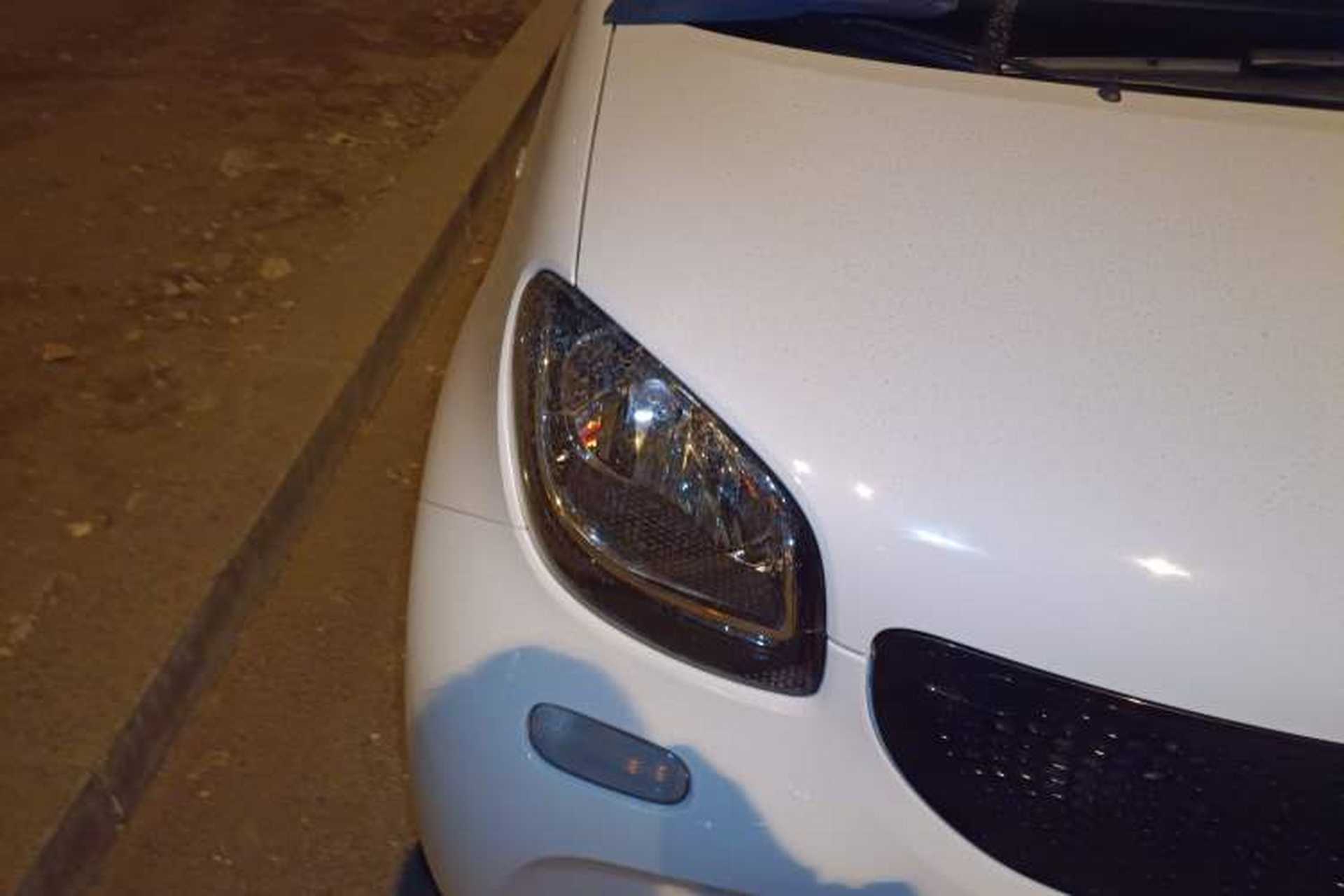 Used smart forfour 2016 0.9T 66 kW Pioneer Edition Right Front Headlight