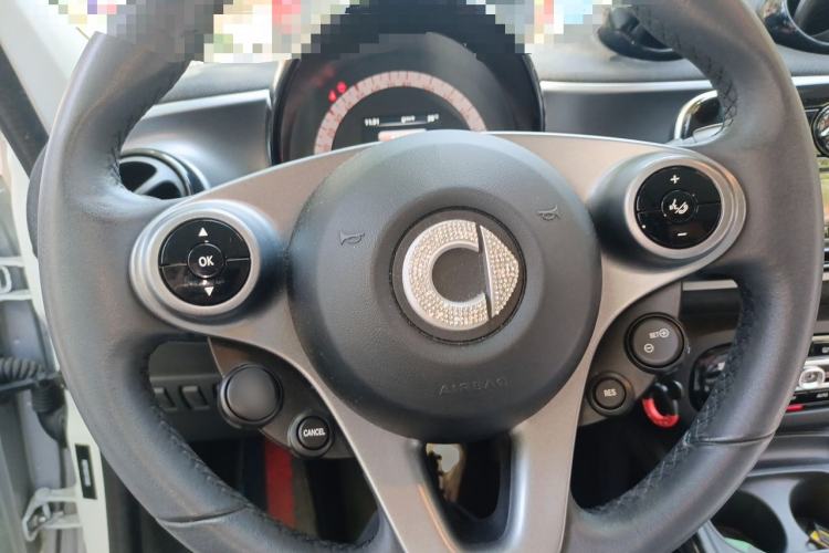 Used smart forfour 2016 1.0L 52 kW Passion Edition Steering Wheel