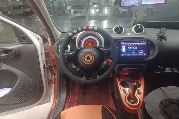 Used smart forfour 2016 1.0L 52 kW Dynamic Edition Steering Wheel