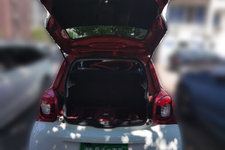 Used smart forfour 2016 1.0L 52 kW Passion Edition Trunk