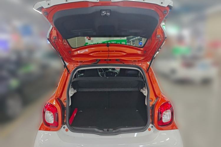 Used smart forfour 2016 0.9T 66 kW Pioneer Edition Trunk
