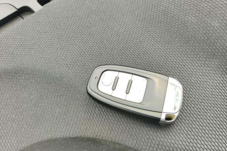 Used smart forfour 2016 0.9T 66 kW Pioneer Edition Vehicle Key