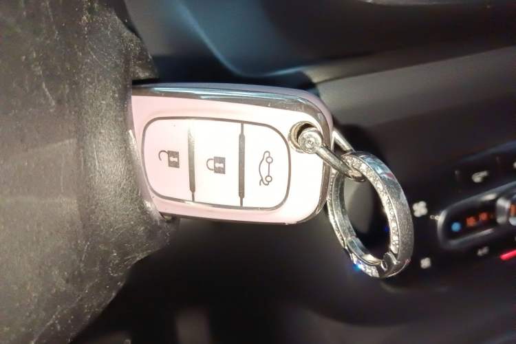 Used smart forfour 2016 1.0L 52 kW Dynamic Edition Vehicle Key