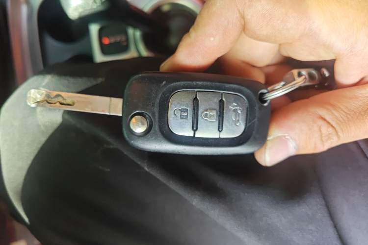 Used smart forfour 2016 1.0L 52 kW Passion Edition Vehicle Key