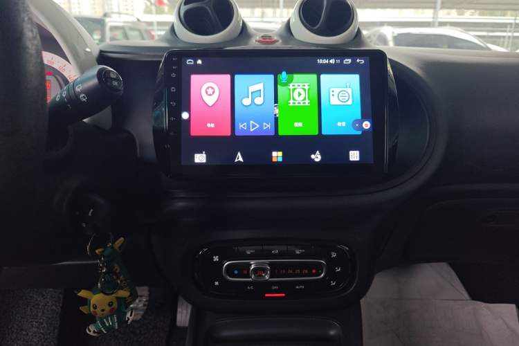 Used smart forfour 2016 1.0L 52 kW Dynamic Edition Audio And AC Panel