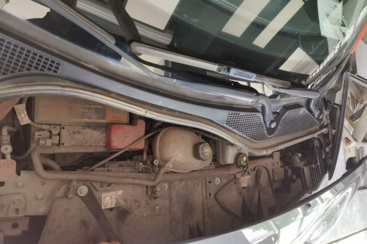 Used smart forfour 2016 1.0L 52 kW Dynamic Edition Engine Bay