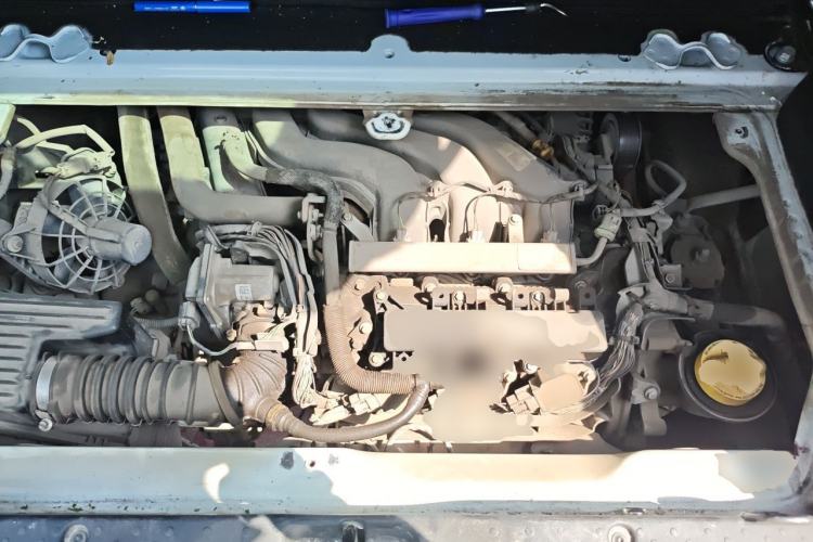 Used smart forfour 2016 1.0L 52 kW Dynamic Edition Engine Bay