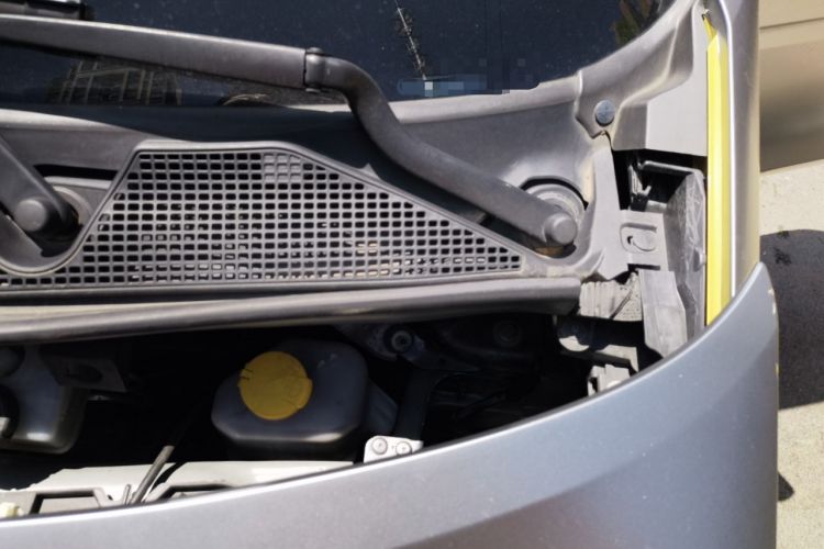 Used smart forfour 2016 1.0L 52 kW Passion Edition Engine Bay Left