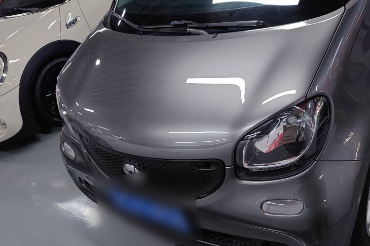 Used smart forfour 2016 1.0L 52 kW Dynamic Edition Exterior 1