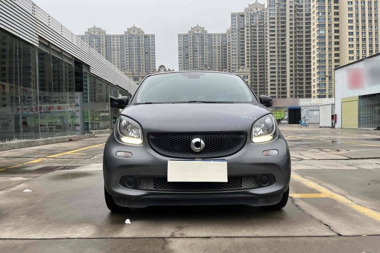 Used smart forfour 2016 1.0L 52 kW Passion Edition Exterior 1