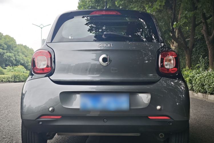 Used smart forfour 2016 1.0L 52 kW Passion Edition Exterior 10
