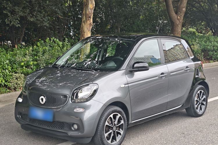 Used smart forfour 2016 1.0L 52 kW Passion Edition Exterior 2