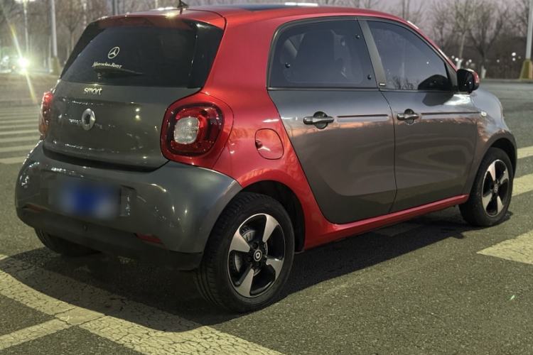 Used smart forfour 2016 1.0L 52 kW Passion Edition Exterior 5