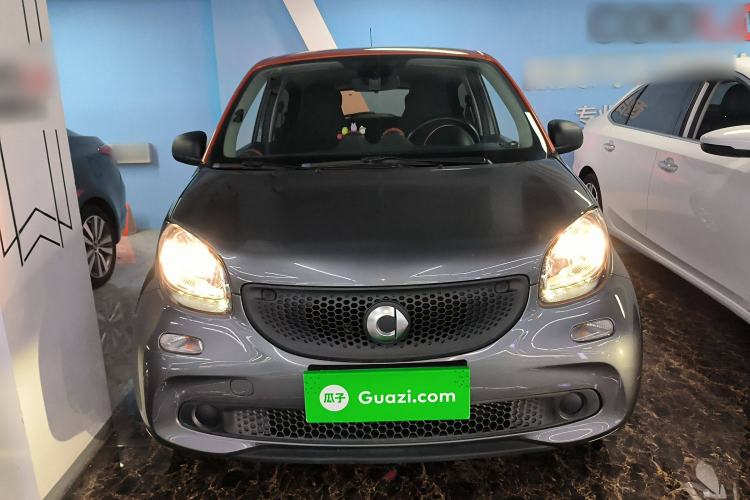 Used smart forfour 2016 1.0L 52 kW Dynamic Edition Front