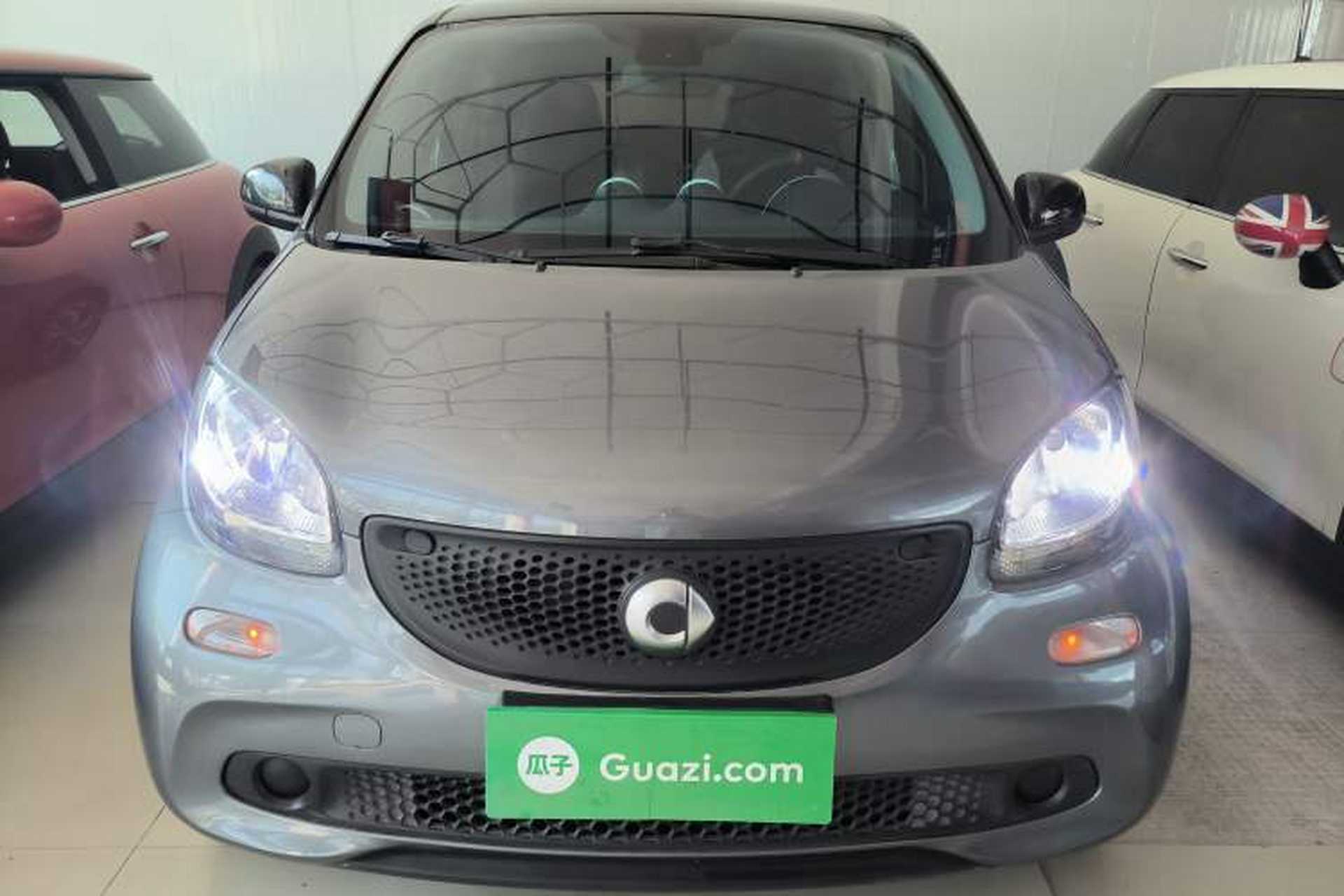 Used smart forfour 2016 1.0L 52 kW Dynamic Edition Front