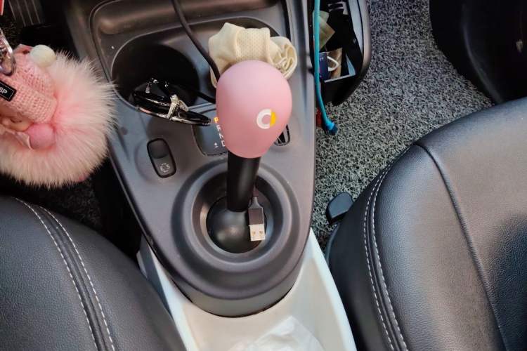 Used smart forfour 2016 1.0L 52 kW Dynamic Edition Gear Lever