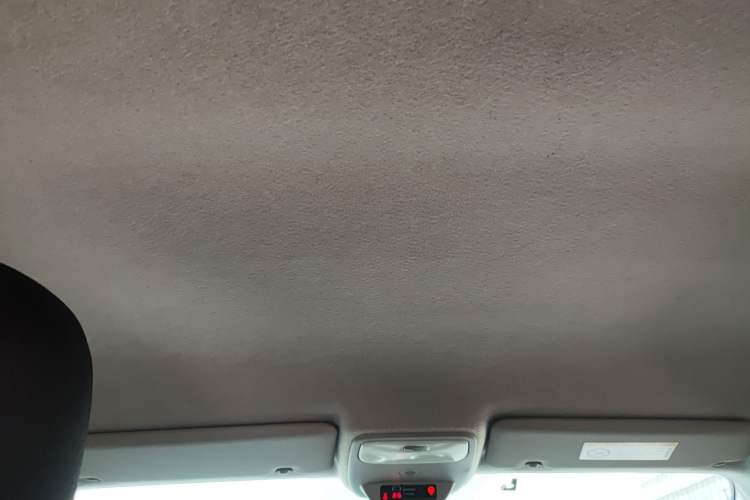 Used smart forfour 2016 1.0L 52 kW Dynamic Edition Headliner