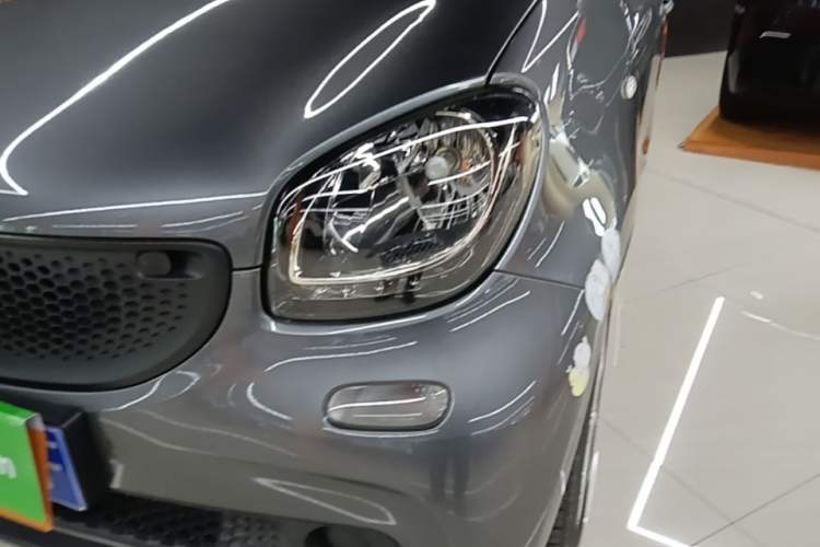 Used smart forfour 2016 1.0L 52 kW Dynamic Edition Left Front Headlight