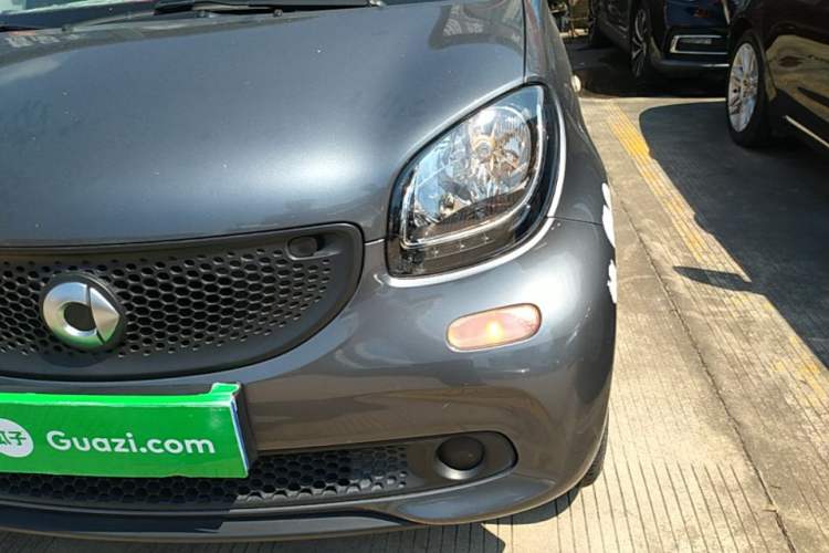 Used smart forfour 2016 1.0L 52 kW Dynamic Edition Left Front Headlight