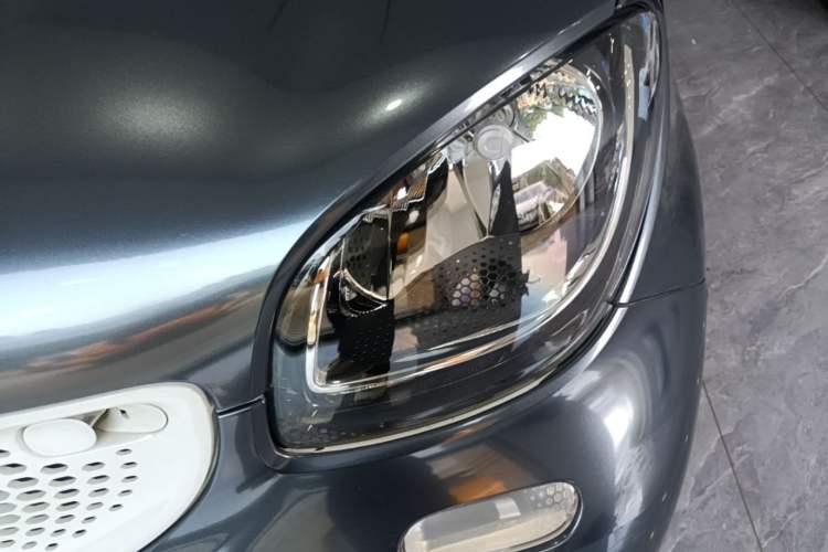 Used smart forfour 2016 1.0L 52 kW Passion Edition Left Front Headlight