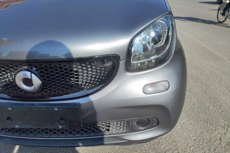 Used smart forfour 2016 1.0L 52 kW Passion Edition Left Front Headlight