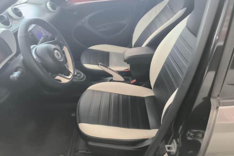 Used smart forfour 2016 1.0L 52 kW Dynamic Edition Left Front Seat