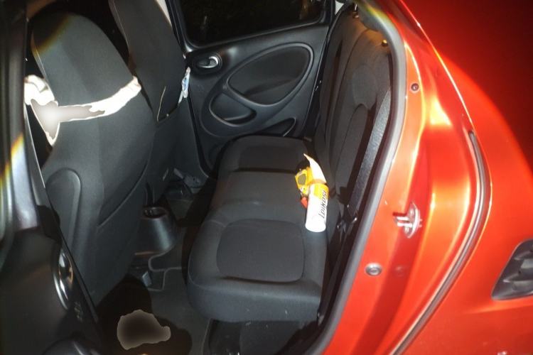 Used smart forfour 2016 1.0L 52 kW Passion Edition Left Rear Seat