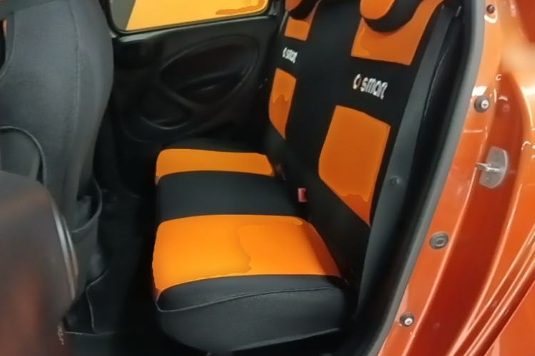 Used smart forfour 2016 1.0L 52 kW Dynamic Edition Left Rear Seat
