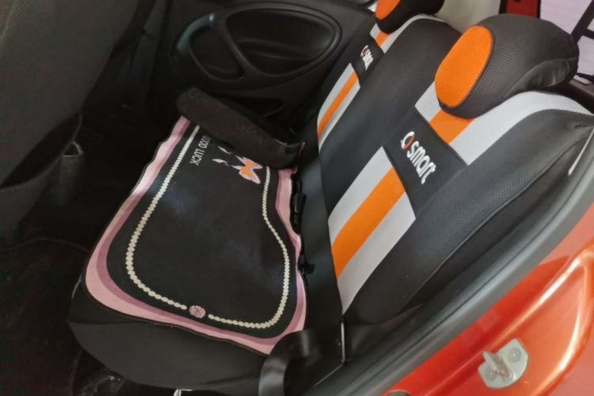 Used smart forfour 2016 1.0L 52 kW Dynamic Edition Left Rear Seat