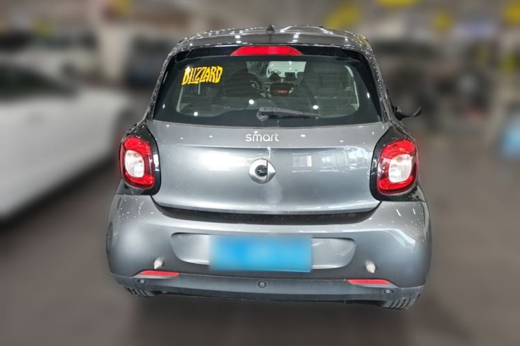 Used smart forfour 2016 1.0L 52 kW Passion Edition Rear
