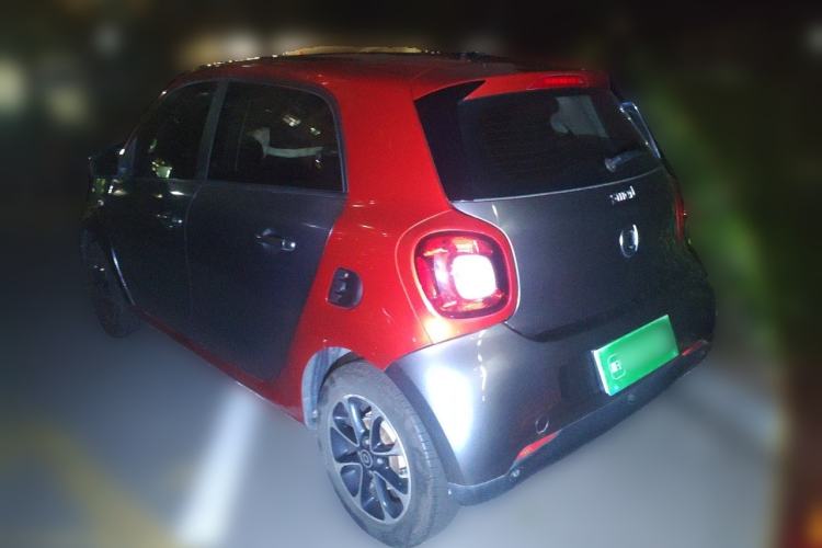 Used smart forfour 2016 1.0L 52 kW Passion Edition Rear Left 45 Deg