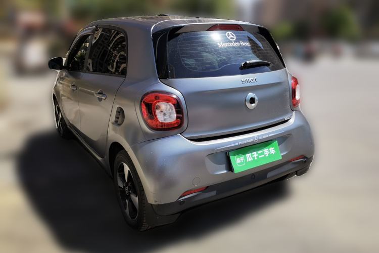 Used smart forfour 2016 1.0L 52 kW Passion Edition Rear Left 45 Deg