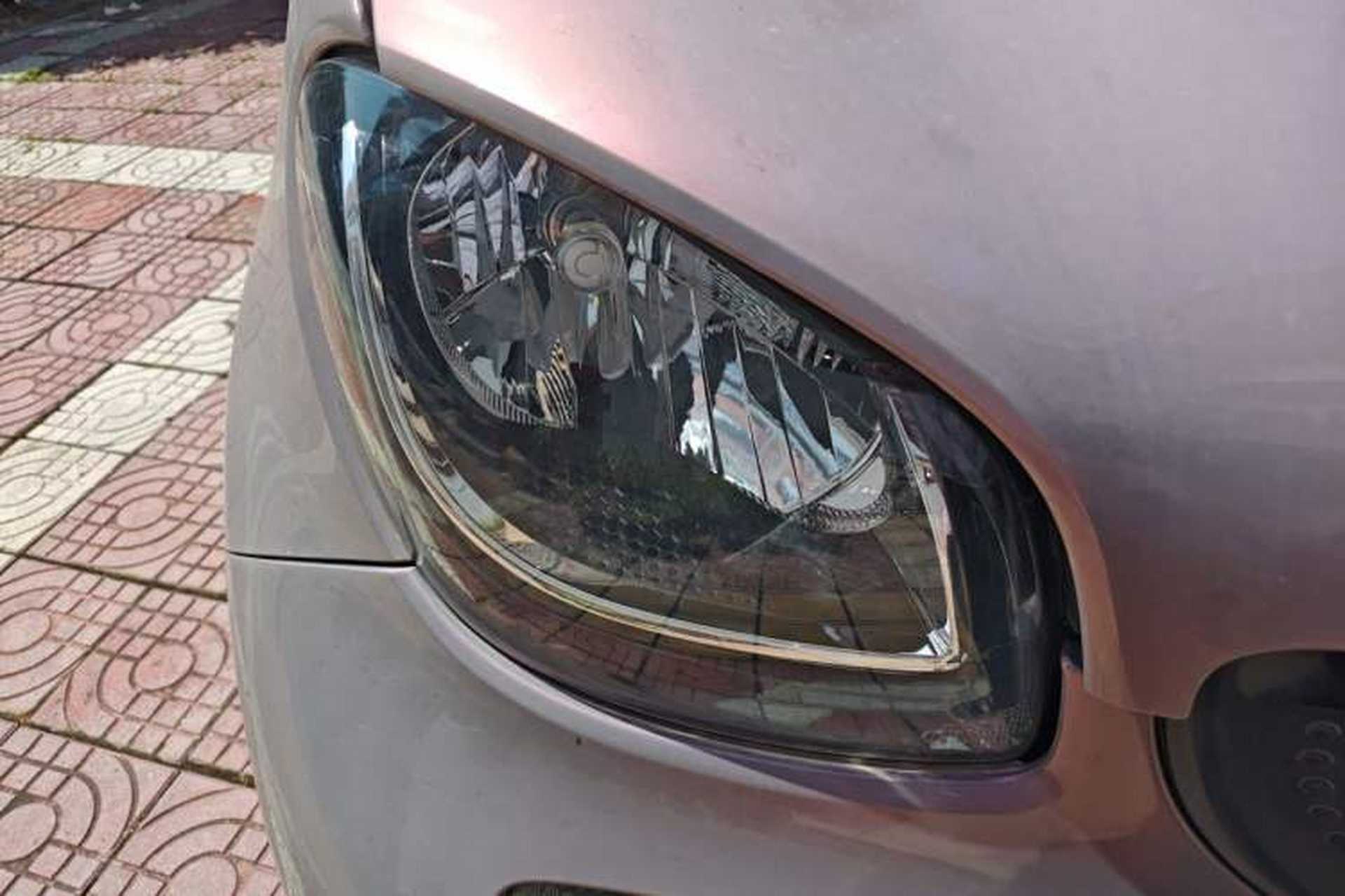 Used smart forfour 2016 1.0L 52 kW Dynamic Edition Right Front Headlight