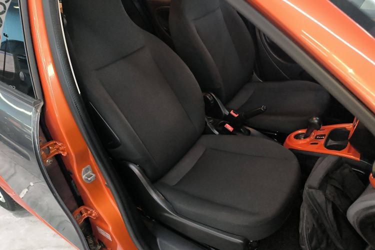 Used smart forfour 2016 1.0L 52 kW Dynamic Edition Right Front Seat