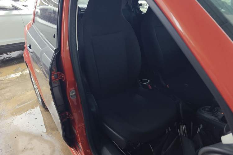 Used smart forfour 2016 1.0L 52 kW Dynamic Edition Right Front Seat