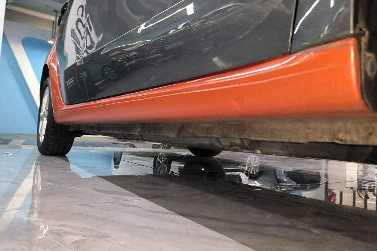 Used smart forfour 2016 1.0L 52 kW Dynamic Edition Right Side Sill