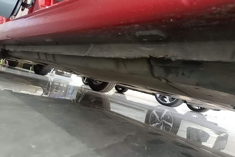 Used smart forfour 2016 1.0L 52 kW Passion Edition Right Side Sill
