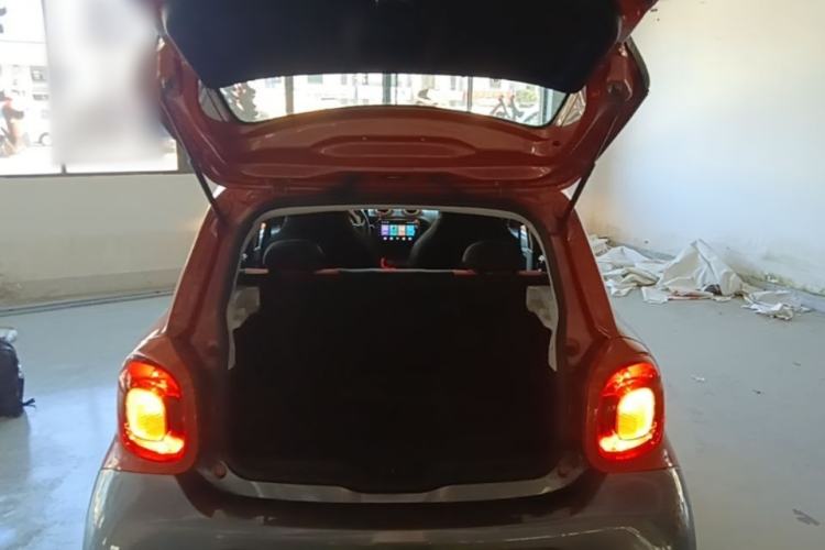 Used smart forfour 2016 1.0L 52 kW Dynamic Edition Trunk