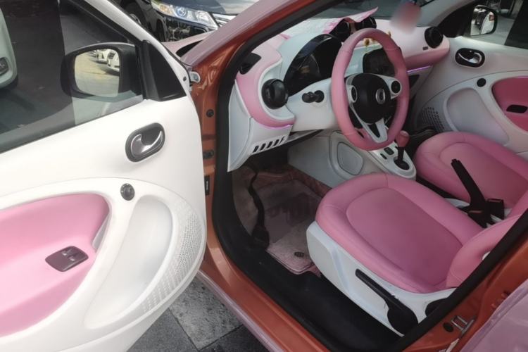 Used smart forfour 2016 1.0L 52 kW Passion Edition Driver Seat