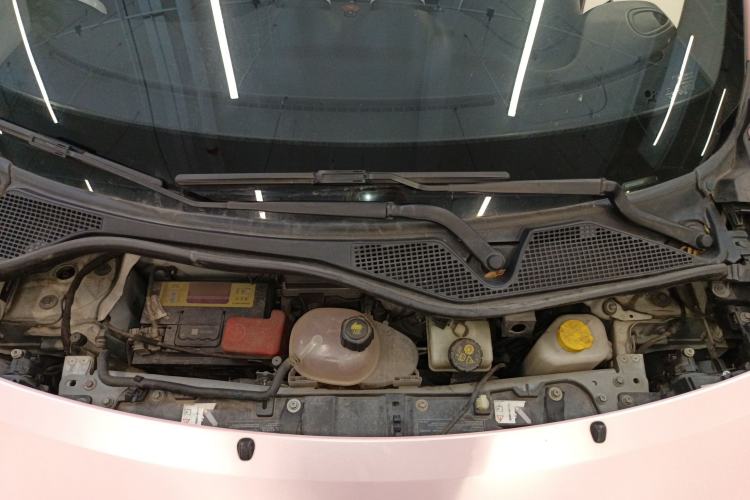 Used smart forfour 2016 1.0L 52 kW Dynamic Edition Engine Bay