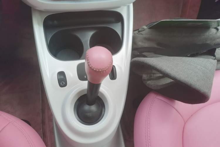 Used smart forfour 2016 1.0L 52 kW Passion Edition Gear Lever