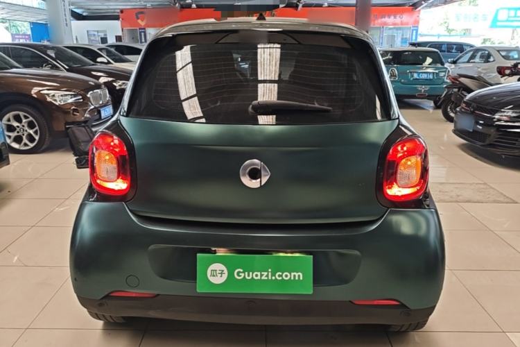 Used smart forfour 2016 1.0L 52 kW Passion Edition Rear