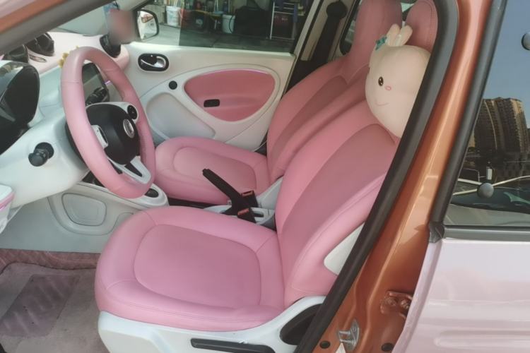 Used smart forfour 2016 1.0L 52 kW Passion Edition Left Front Seat