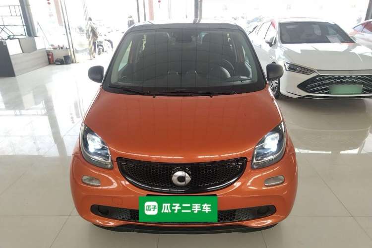 Used smart forfour 2016 1.0L 52 kW Passion Edition Front