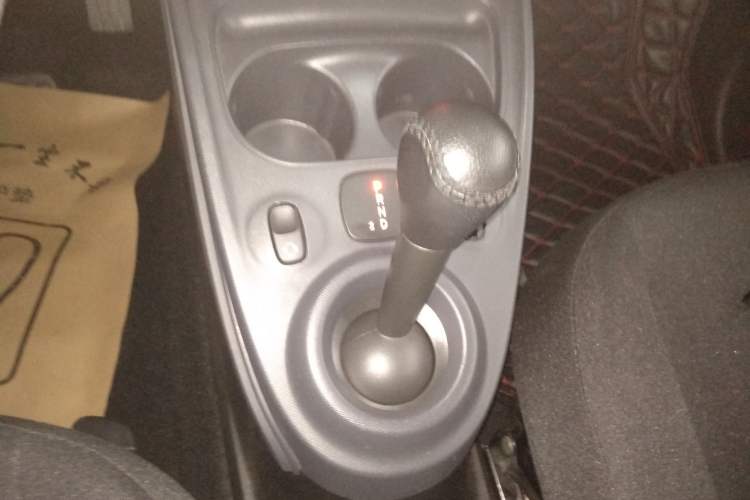 Used smart forfour 2016 1.0L 52 kW Dynamic Edition Gear Lever